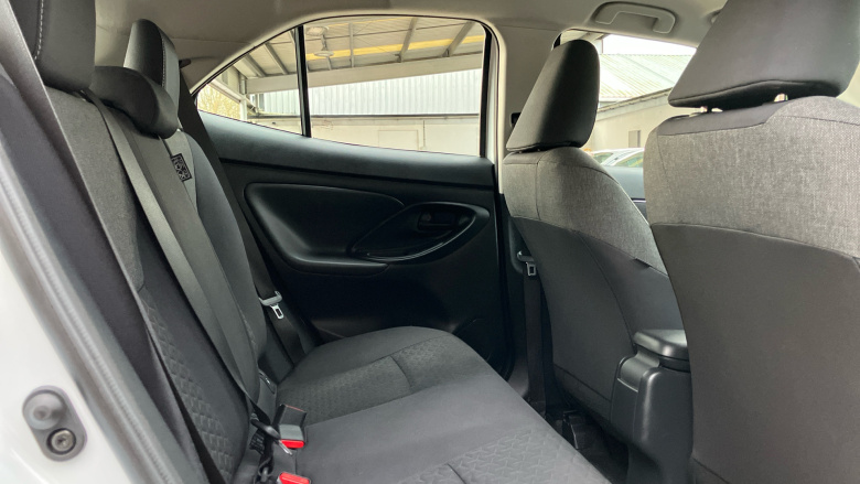 Toyota Yaris Cross 1.5 Hybrid Icon 5dr CVT Hybrid Estate